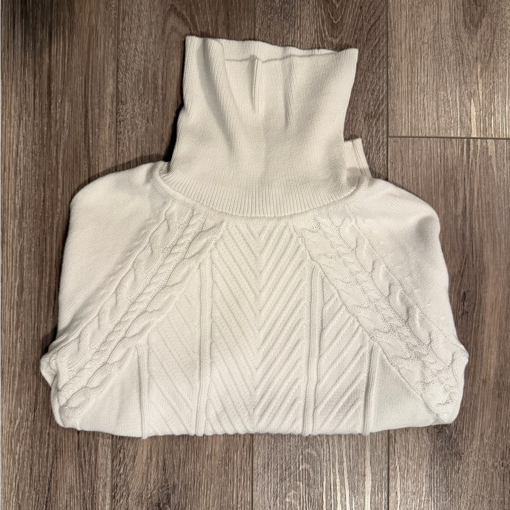 Tommy Hilfiger Off-White Turtleneck Sweater - Picture 8 of 8